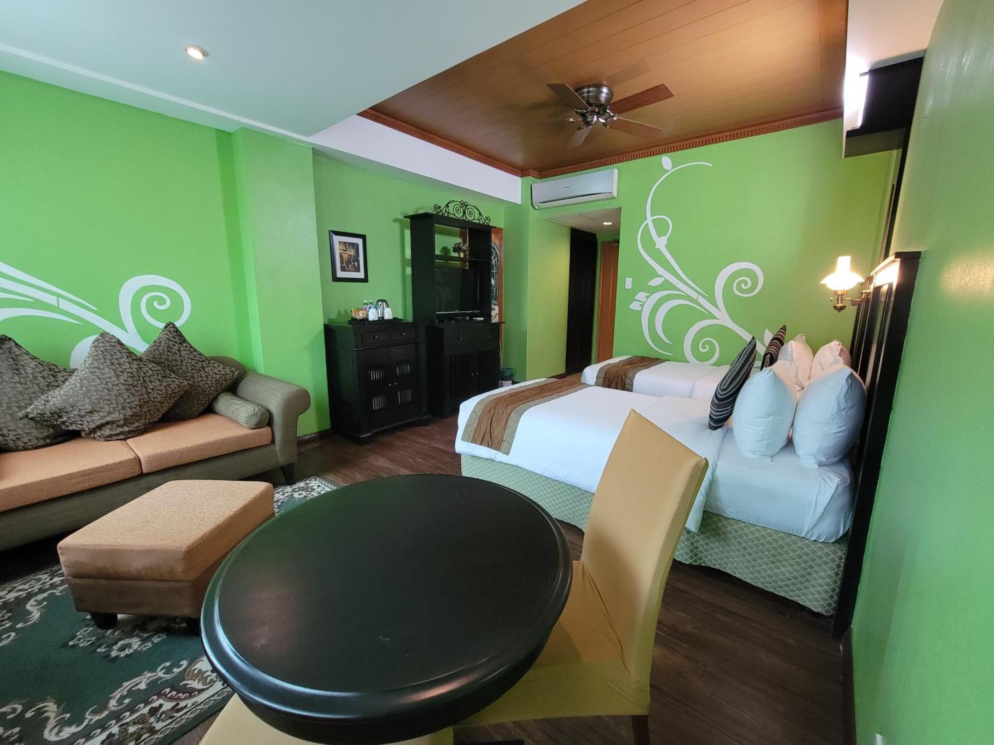 Lee Boutique Hotel Tagaytay Tagaytay City Exterior foto